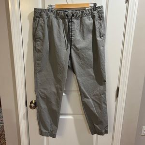 Old Navy Joggers XL worn once.